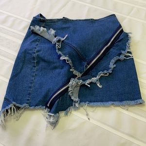 Signature 8 denim mini skirt